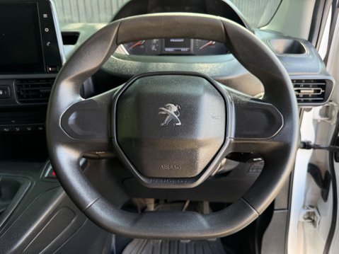 Peugeot Partner BLUEHDI PROFESSIONAL PREMIUM L1 19
