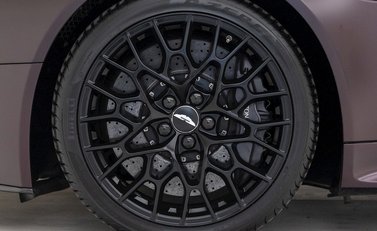 Aston Martin V12 Vantage S AMR 8