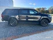 Toyota Hilux Invincible X 4WD 2.8 D-4D Double Cab Pickup - Hardtop Canopy 7