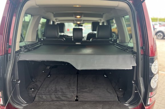 Land Rover Discovery SDV6 SE AUTO 7 SEATER 53