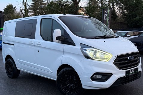 Ford Transit Custom 300 LIMITED DCIV L1 H1 6 SEATER - APPLE CARPLAY -HEATED SEATS/SCREEN 1