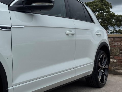 Volkswagen T-Roc 1.5 TSI R-Line DSG Euro 6 (s/s) 5dr 7