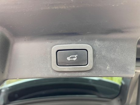 Jaguar F-Pace 2.0 D180 R-Sport Auto AWD Euro 6 (s/s) 5dr 41