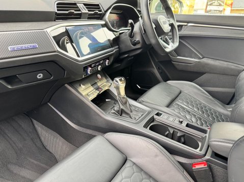 Audi RS Q3 2.5 TFSI S Tronic quattro Euro 6 (s/s) 5dr 15