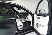 Rolls-Royce Ghost V12. FULL PPF. STARLIGHT. H, C & M SEATS. REAR ENTERTAINMENT. HUD. 14