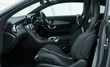 Mercedes-Benz C63 AMG S PREMIUM PLUS 15