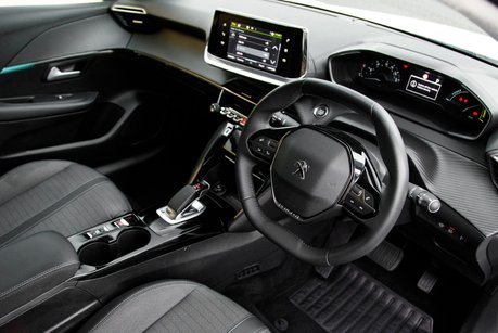 Peugeot 208 ALLURE