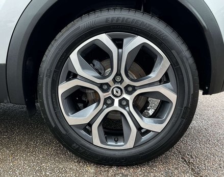 Renault Captur 1.6 Captur Techno E-Tech PHEV Auto 5dr 13