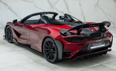 McLaren 765LT Spider 16