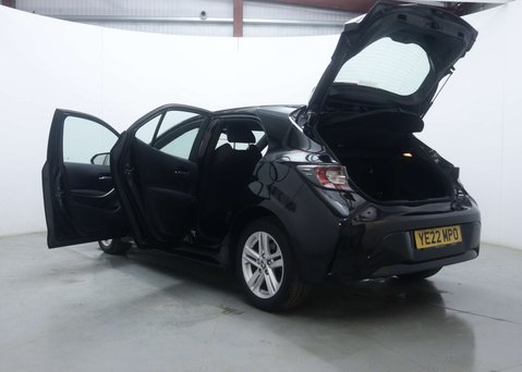 Toyota Corolla 1.8 Corolla Icon HEV CVT 5dr 55