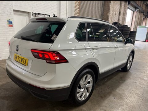 Volkswagen Tiguan LIFE TSI DSG 5