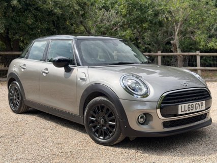 Mini Hatch 1.5 Cooper Classic Euro 6 (s/s) 5dr
