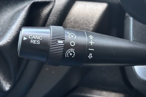 Peugeot Boxer 333 L1 H1 120 ps BlueHdi Professional - Sat Nav & Air Con 26