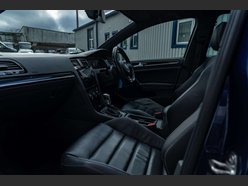 Volkswagen Golf 2.0 Golf R TSi Semi-Auto 4WD 5dr 9