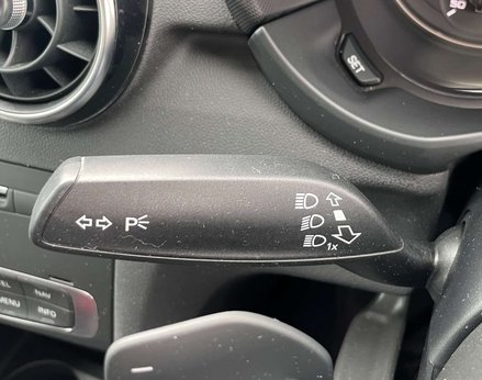 Audi A1 1.0 A1 Sport TFSI Semi-Auto 3dr 48