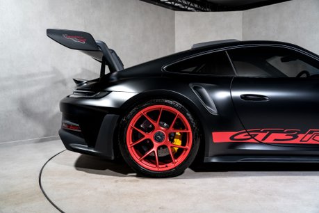 Porsche 911 GT3 RS PDK. WEISSACH PACKAGE. FULL SATIN PPF. PCCBS. LIFT. 9