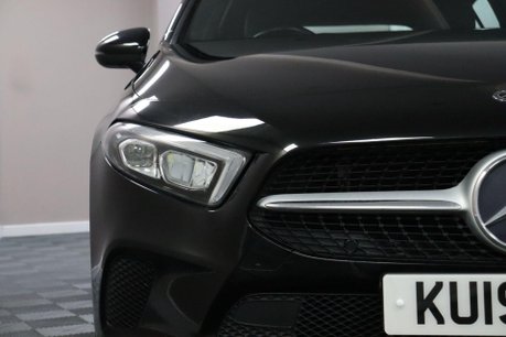 Mercedes-Benz A Class A 180 D SPORT 25