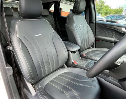 Ford Kuga 2.5 Kuga Vignale PHEV CVT 5dr 80