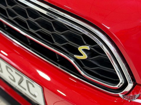 Mini Countryman 1.5 7.6kWh Cooper SE Auto ALL4 Euro 6 (s/s) 5dr 8