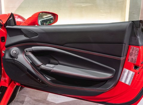 Ferrari F8 Tributo 10