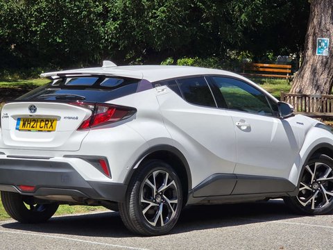 Toyota C-HR 1.8 C-HR Design HEV CVT 5dr 5