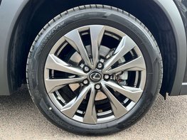 Lexus Ux 2.0 UX 250H F Sport Design 4x2 CVT 5dr 15