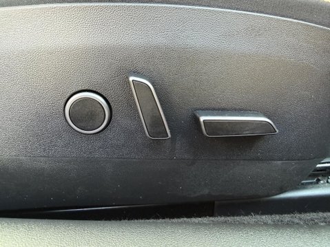 Tesla Model 3 (Dual Motor) Long Range Saloon 4dr Electric Auto 4WDE (346 ps) 33