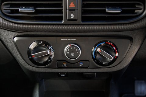 Hyundai i10 MPI SE CONNECT 26