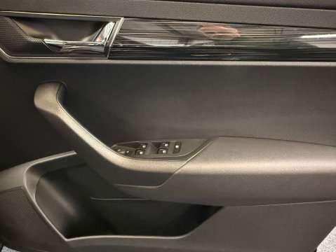 Skoda Karoq 1.5 Karoq SE L TSi Semi-Auto 5dr 17