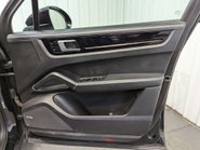 Porsche Cayenne 2.9 Cayenne V6 S Auto 4WD 5dr 50