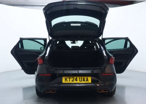 Cupra Leon 1.4 eHybrid 12.8kWh VZ2 Design Edition Hatchback 5dr Petrol Plug-in Hybrid 63