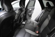Volvo XC60 2.0 XC60 R-Design B4 MHEV AWD Auto 4WD 5dr 14