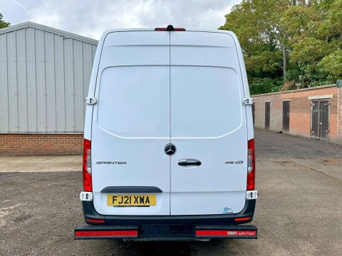Mercedes-Benz Sprinter 2.0 315 CDI Progressive RWD L2 H2 Euro 6 (s/s) 5dr 6
