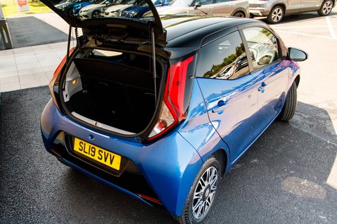 Toyota Aygo Aygo 1.0 VVT-i X-Clusiv 5dr Hatchback 33