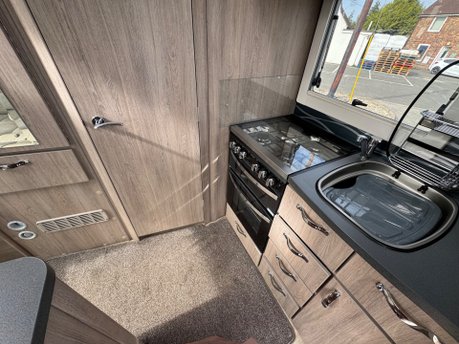 Autosleeper Nuevo EK 19