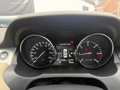 Land Rover Range Rover Evoque 2.2 SD4 Pure Tech Auto 4WD Euro 5 (s/s) 5dr 91
