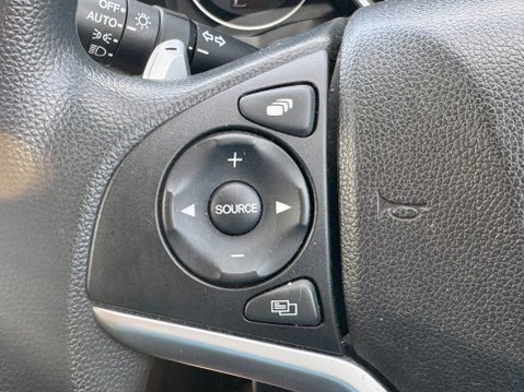 Honda Jazz I-VTEC SE 24