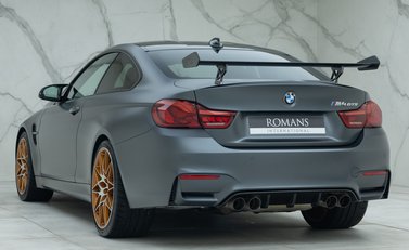 BMW M4 GTS 7
