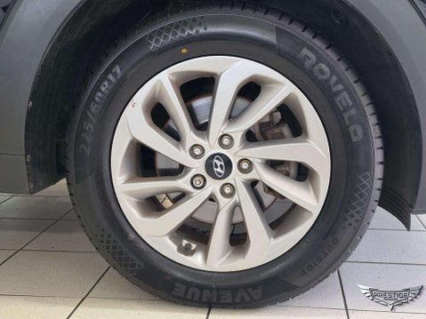Hyundai TUCSON 1.7 CRDi Blue Drive SE Nav Euro 6 (s/s) 5dr 72