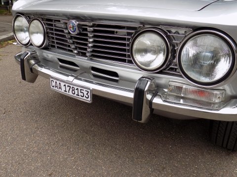 Alfa Romeo GT 1300 Junior 68