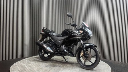 Honda CBF125 CBF125 GLR125 2015 17K NEW MOT ICONIC LEARNER BIKE