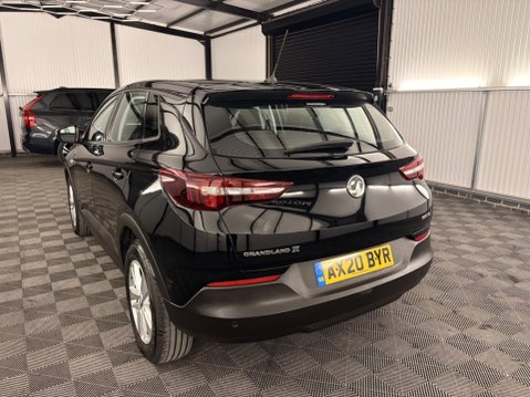 Vauxhall Grandland X 1.2 Turbo SE Euro 6 (s/s) 5dr 34