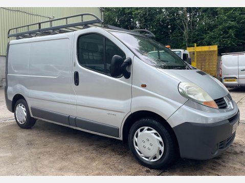 Renault Trafic 2.0 TD dCi SL27 Panel Van 4dr Diesel Manual L1 H1 (214 g/km, 90 bhp) 5