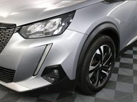 Peugeot 2008 PURETECH S/S ALLURE PREMIUM 32