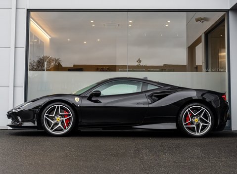 Ferrari F8 Tributo 3