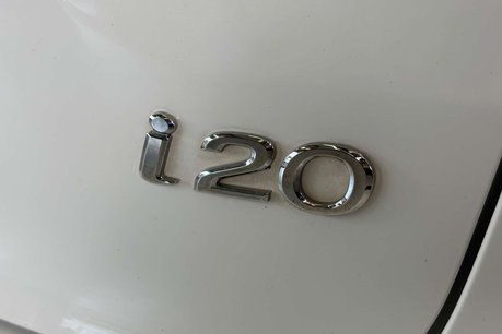 Hyundai i20 1.2 Premium Hatchback 5dr Petrol Manual Euro 6 (84 ps) 72