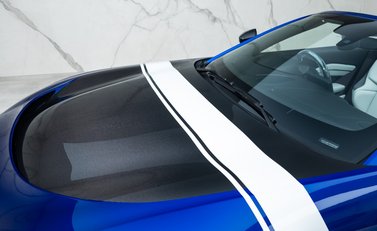 Aston Martin V12 Vantage Roadster 34