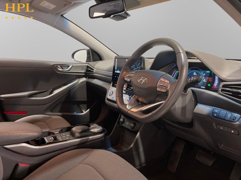 Hyundai IONIQ 38.3kWh Premium Hatchback 5dr Electric Auto (136 ps) 12