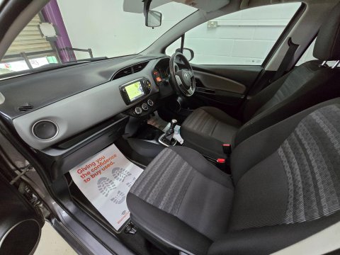Toyota Yaris 1.33 Dual VVT-i Icon Euro 6 5dr 41