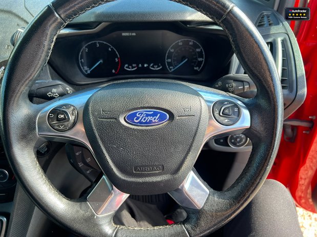 Ford Transit Connect SWB L1H1 200 Sport Alloys Air Con Cam Nav Sensors EURO 6 NO VAT 31